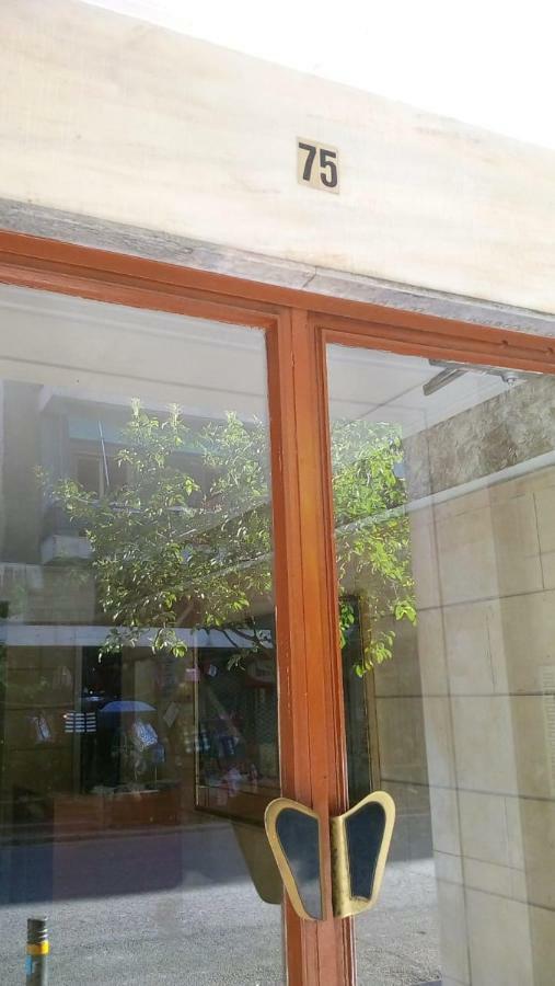 شقة 7 Stars Near Metro أثينا المظهر الخارجي الصورة
